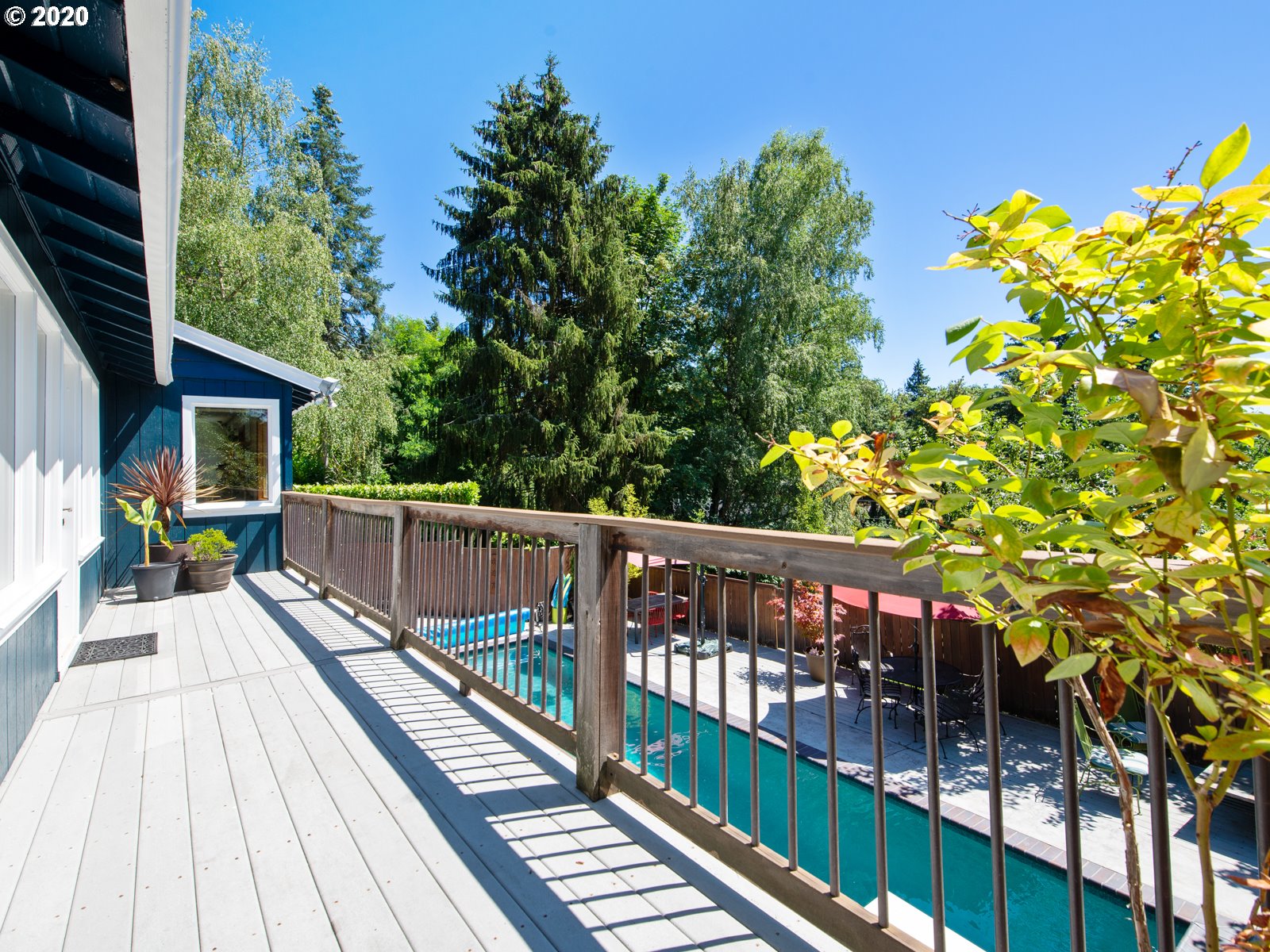 20 Southwest Ridge Drive Portland, OR 97219 - Photo 10 of 32