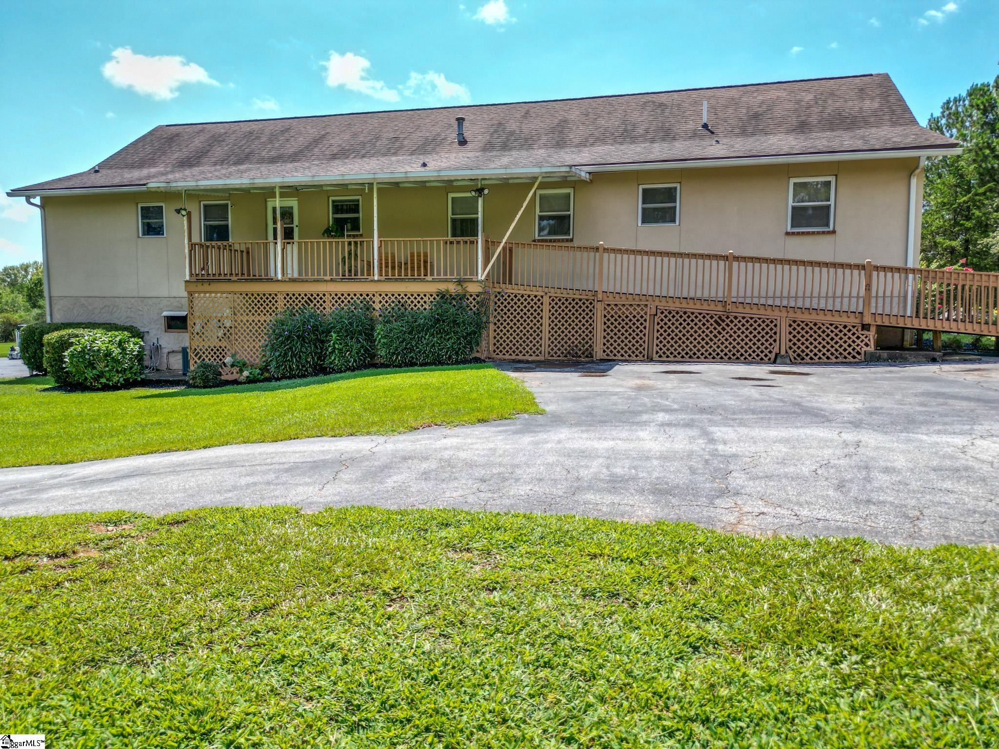 449 Griffin Road Greenville, SC 29607 - Photo 5 of 36 Gallery Image 5