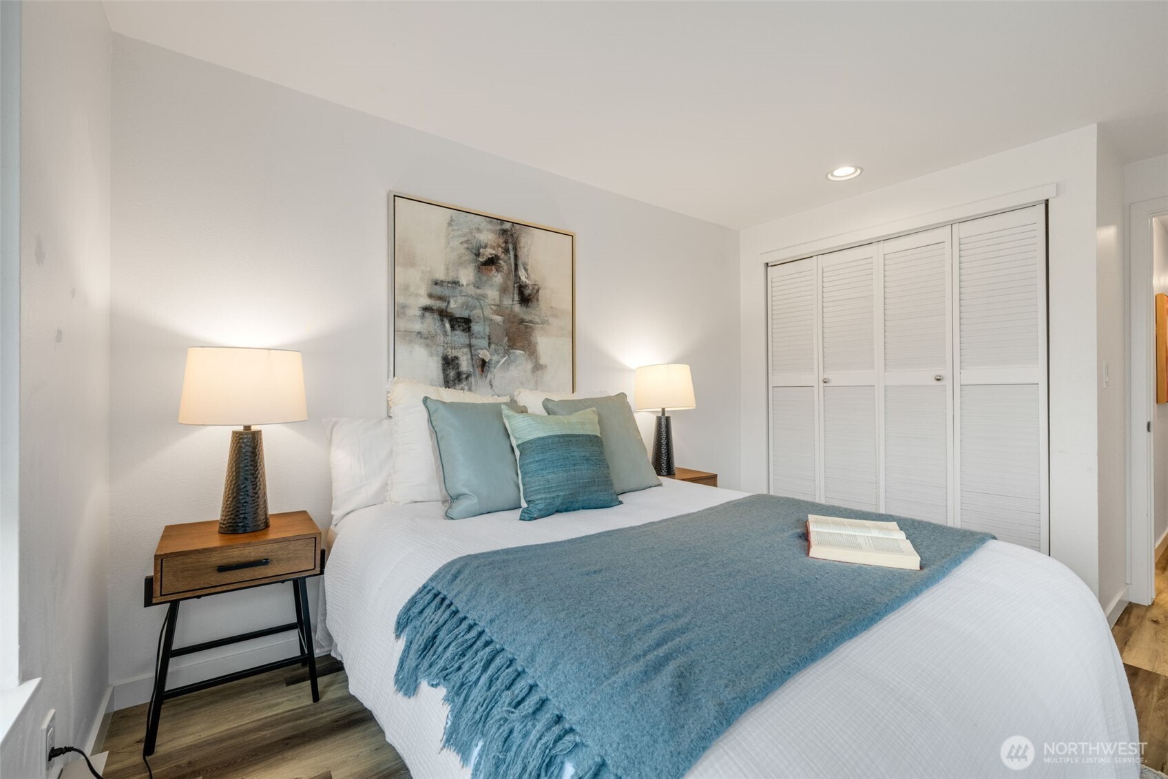 2419 East Madison Street, Unit 2461 Seattle, WA 98112 - Photo 21 of 25