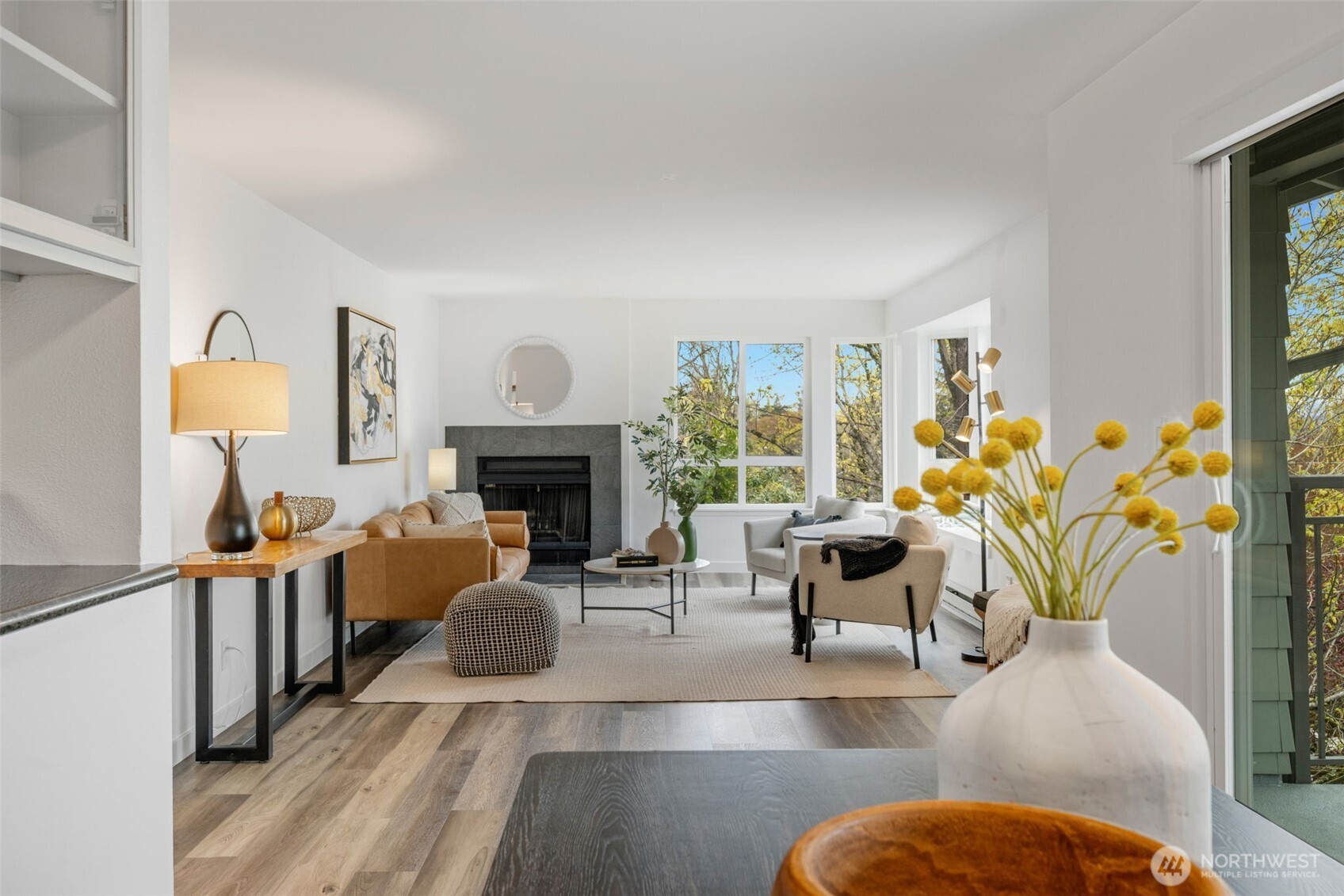 2419 East Madison Street, Unit 2461 Seattle, WA 98112 - Photo 9 of 25