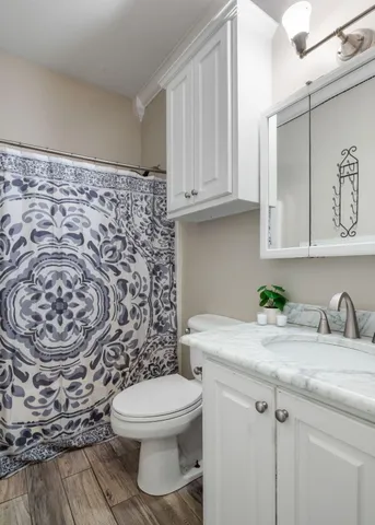 $650,000 | 5568 Jenks Mongomery Road, Ravenel, SC 29470