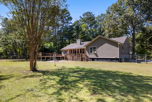 $650,000 | 5568 Jenks Mongomery Road, Ravenel, SC 29470
