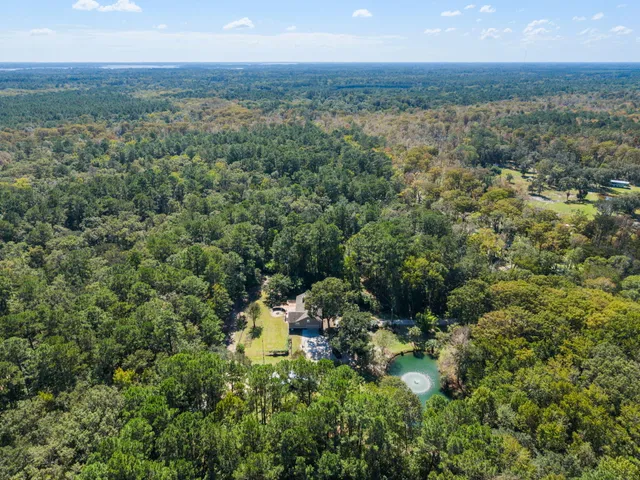 $650,000 | 5568 Jenks Mongomery Road, Ravenel, SC 29470
