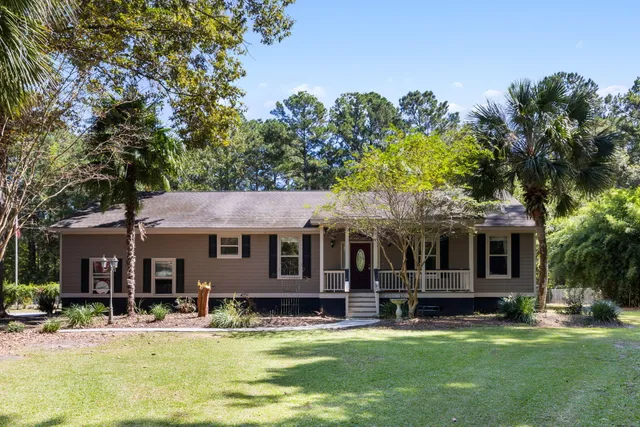 $650,000 | 5568 Jenks Mongomery Road, Ravenel, SC 29470