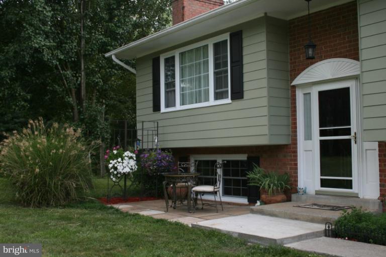 514 Windy Ridge Road Front Royal, VA 22630 - Photo 2 of 24 Exterior (Front)