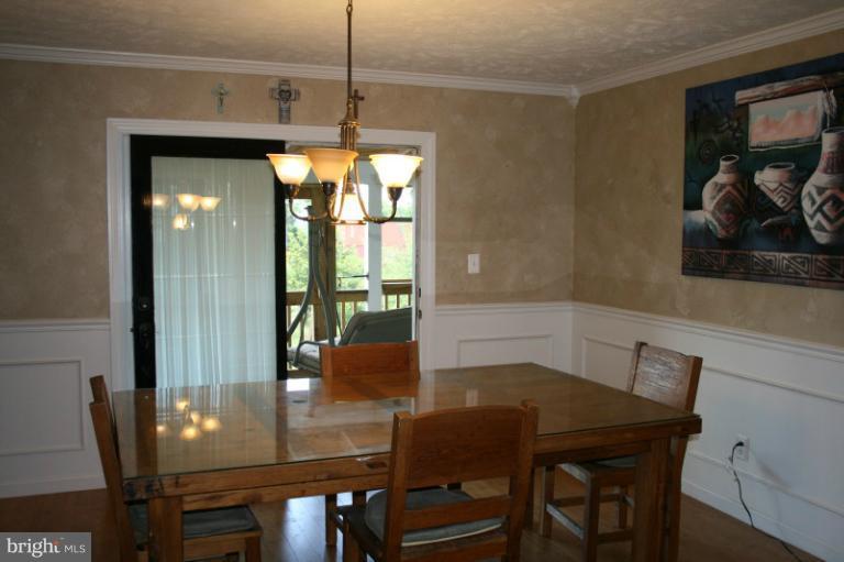 514 Windy Ridge Road Front Royal, VA 22630 - Photo 11 of 24 Dining Room