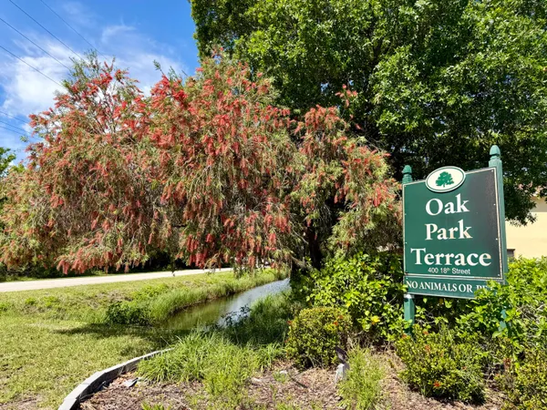 $139,000 | 400 18th Street, Unit B4, Vero Beach, FL 32960