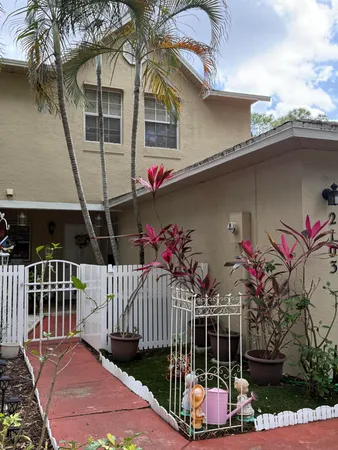 $375,000 | 2103 Maplewood Drive, Greenacres, FL 33415