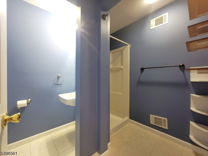 272 Us Highway, Unit C Andover, NJ 07821 - Photo 18 of 27 a view of bathroom