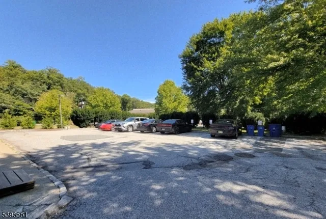 $1,800 | 272 Us Highway, Unit C, Andover, NJ 07821