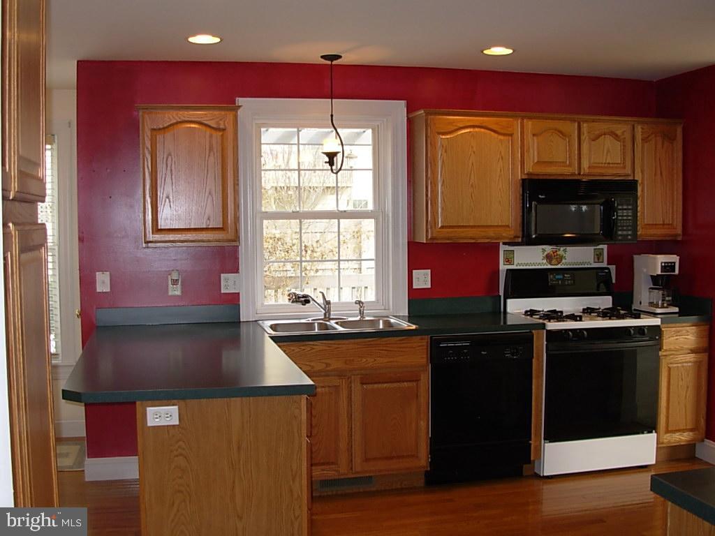 7 Carley Place Lititz, PA 17543 - Photo 5 of 13