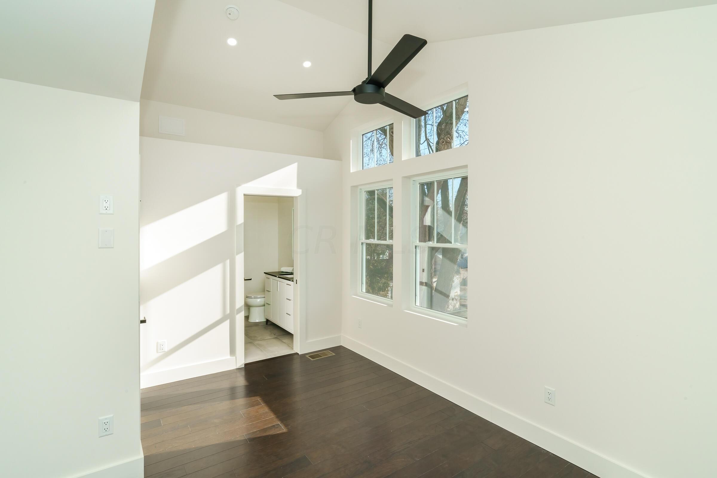 541 Crestview Road Columbus, OH 43202 - Photo 25 of 37 541 Crestview rd-34