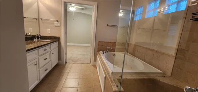 $2,295 | 11608 Main Ash Drive, Houston, TX 77025