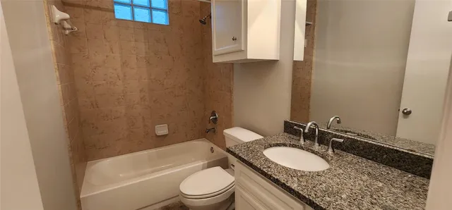 $2,295 | 11608 Main Ash Drive, Houston, TX 77025