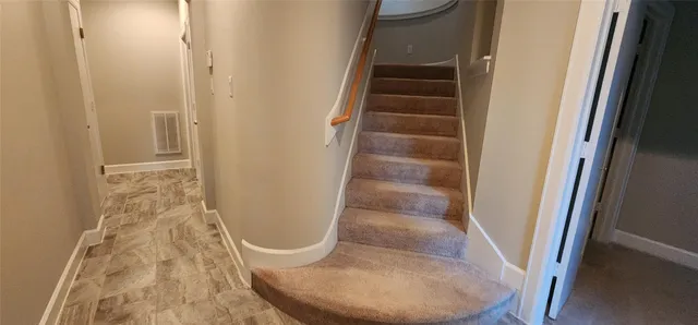 $2,295 | 11608 Main Ash Drive, Houston, TX 77025