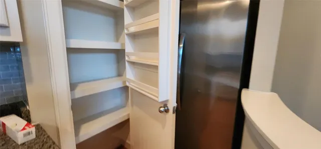 $2,295 | 11608 Main Ash Drive, Houston, TX 77025