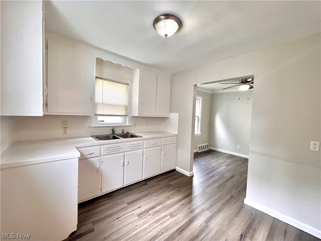 912 Whitby Road Cleveland Heights, OH 44112 - Photo 12 of 27