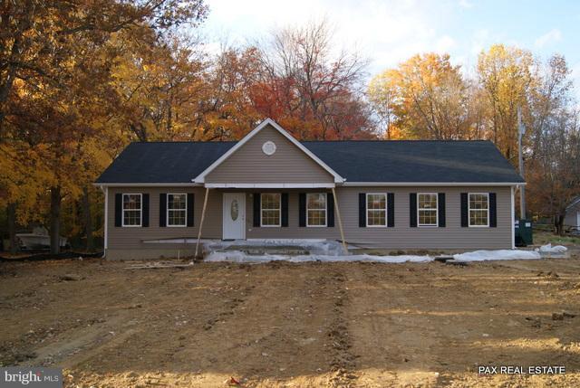 2140 Lowery Road Huntingtown, MD 20639 - Photo 1 of 5 Exterior (Front)