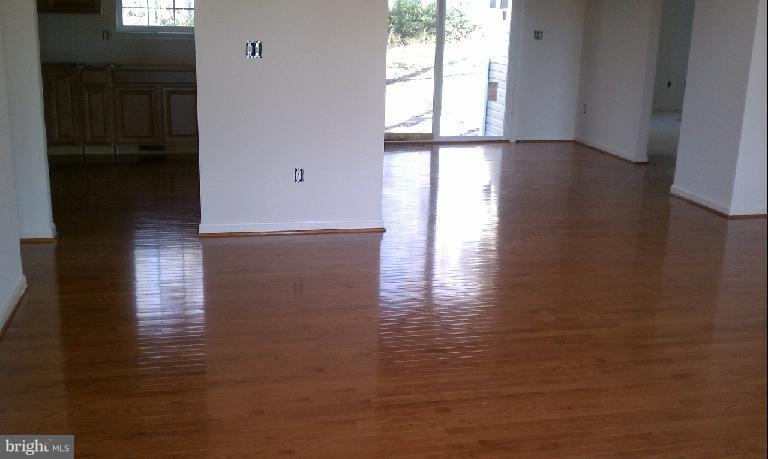 2140 Lowery Road Huntingtown, MD 20639 - Photo 5 of 5 Hardwood floors