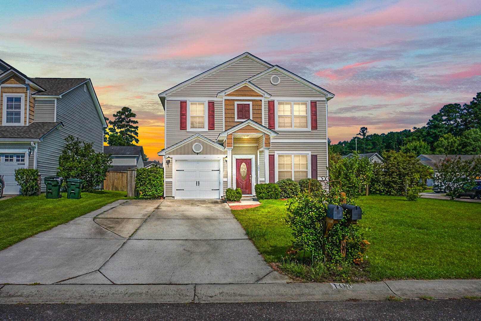 101 Summer View Road Summerville, SC 29486 - Photo 1 of 31 101 Summer View Rd Summerville SC