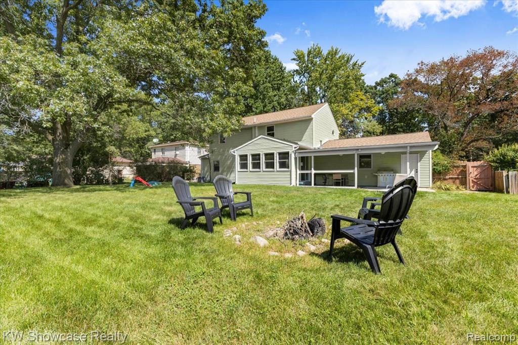 5971 Farley Road Clarkston, MI 48346 - Photo 46 of 55
