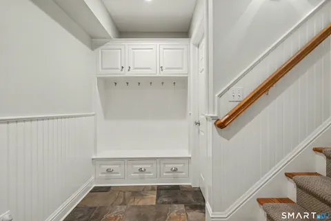 $1,695,000 | 2 Gino's Way, Ridgefield, CT 06877