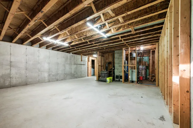 $399,000 | 467 East Madrid Road, Madrid Township, ME 04966