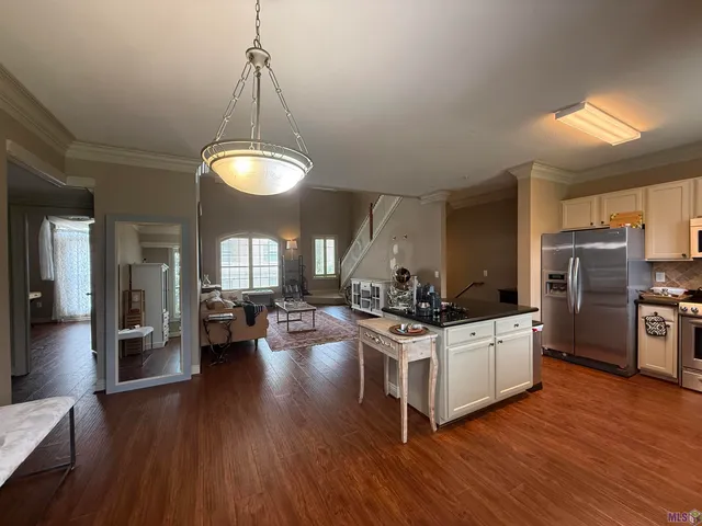 $2,100 | 6765 Corporate Boulevard, Baton Rouge, LA 70809