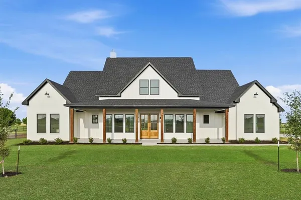 $948,500 | 7289 Christina Court, Krum, TX 76249