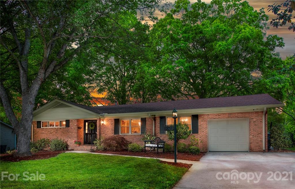 3523 Round Oak Road, Unit 13 Charlotte, NC 28210 - Photo 1 of 40 Gallery Image 1
