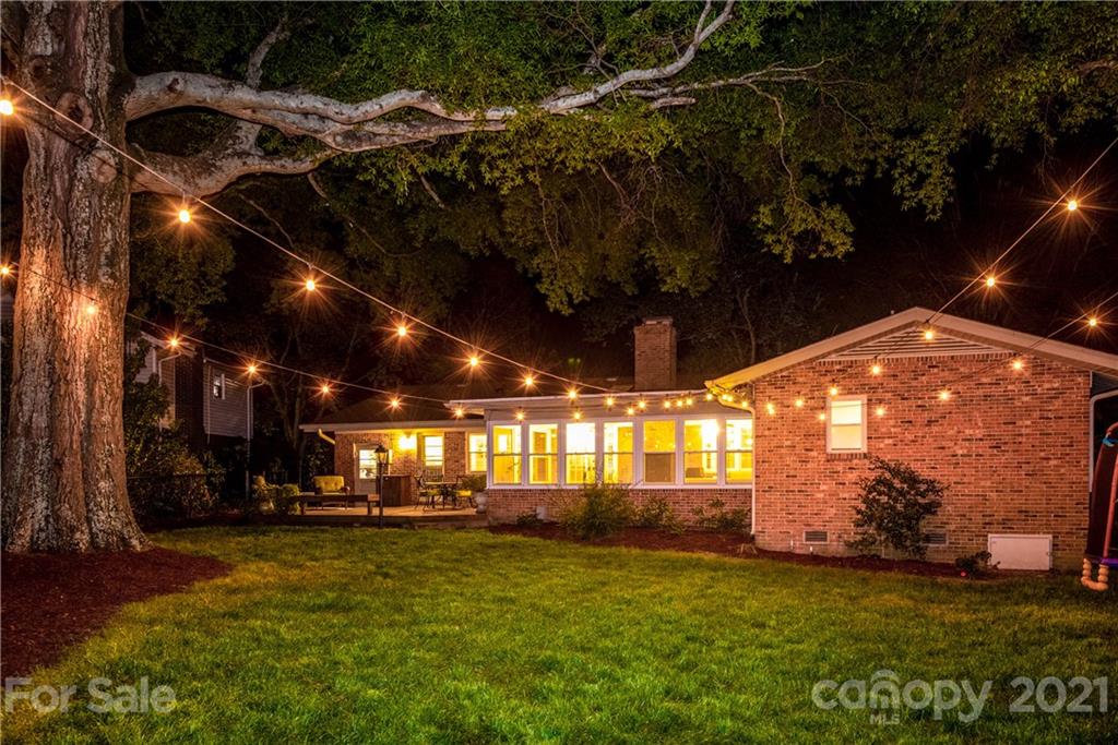 3523 Round Oak Road, Unit 13 Charlotte, NC 28210 - Photo 3 of 40 Gallery Image 3