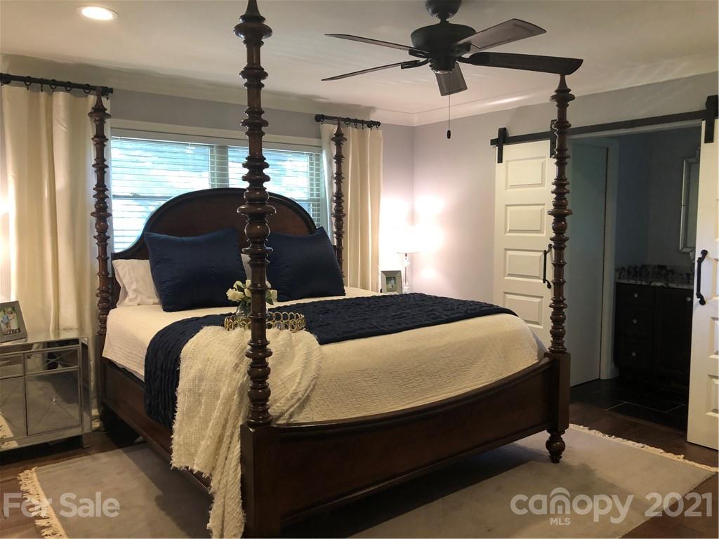3523 Round Oak Road, Unit 13 Charlotte, NC 28210 - Photo 23 of 40 Gallery Image 23