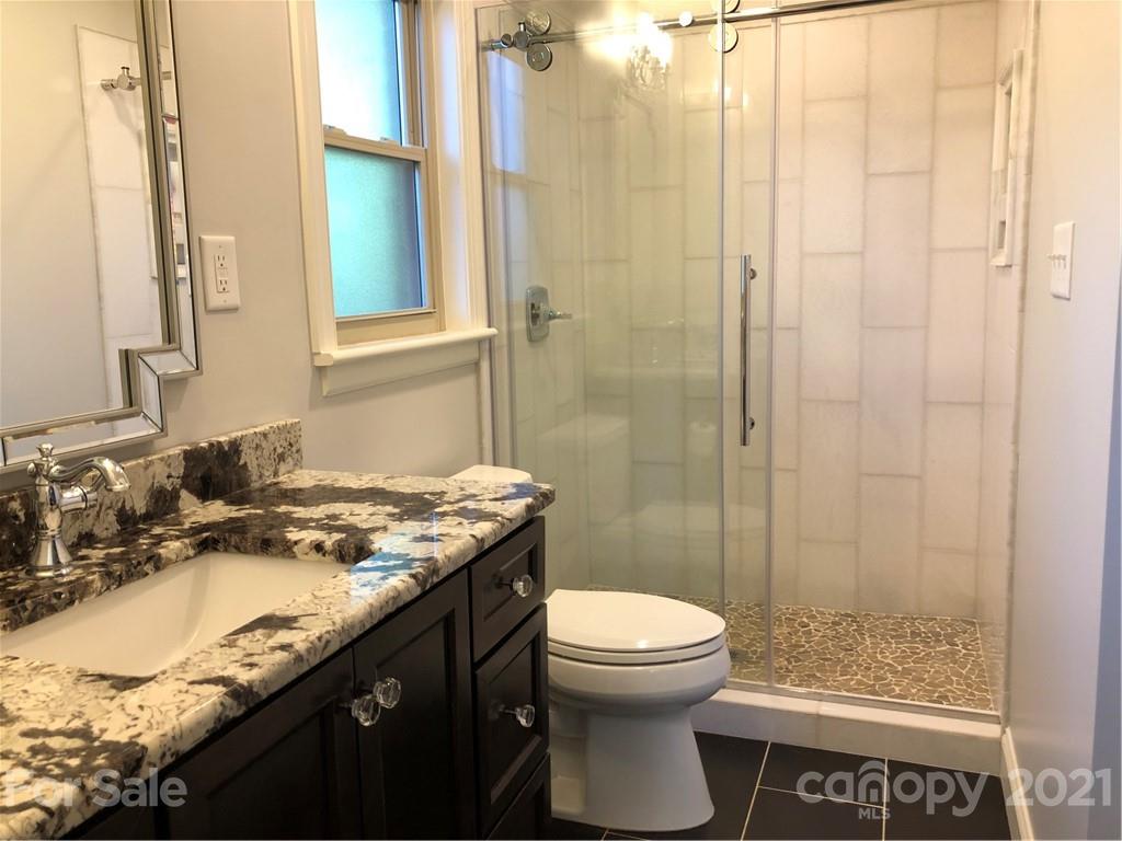 3523 Round Oak Road, Unit 13 Charlotte, NC 28210 - Photo 24 of 40 Gallery Image 24