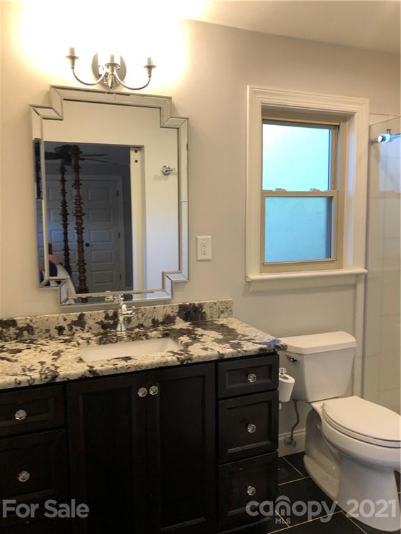 3523 Round Oak Road, Unit 13 Charlotte, NC 28210 - Photo 25 of 40 Gallery Image 25