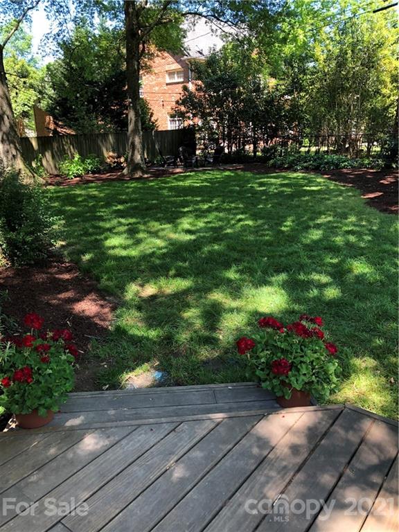 3523 Round Oak Road, Unit 13 Charlotte, NC 28210 - Photo 6 of 40 Gallery Image 6