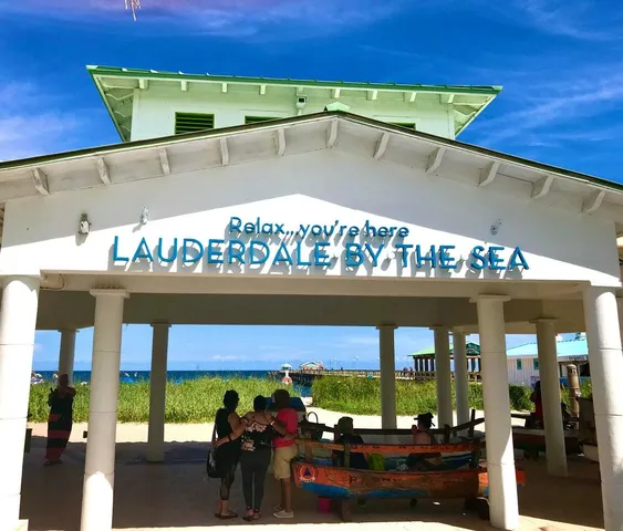 $5,000 | 1530 South Ocean Boulevard, Unit 303, Lauderdale-by-the-Sea, FL 33062