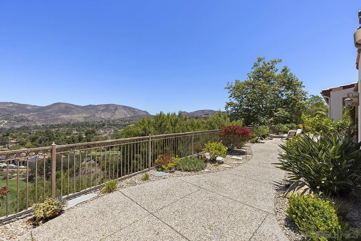 16647 Riding High Way San Diego, CA 92127 - Photo 21 of 72