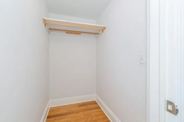 a view of utility room