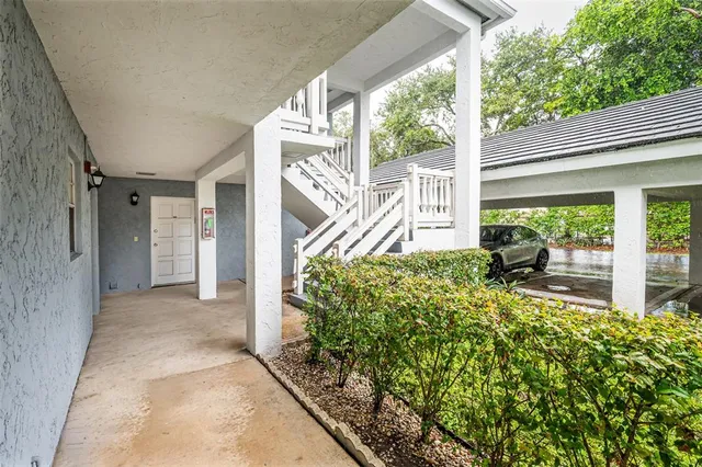 $2,200 | 7556 Stirling Road, Unit 124, Hollywood, FL 33024
