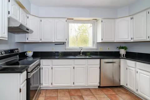 $1,129,000 | 20 Eastleigh Lane, Natick, MA 01760