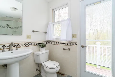 $1,129,000 | 20 Eastleigh Lane, Natick, MA 01760