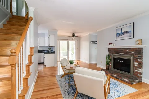 $1,129,000 | 20 Eastleigh Lane, Natick, MA 01760