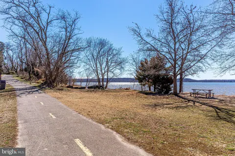 $749,900 | 2106 Basset Street, Alexandria, VA 22308