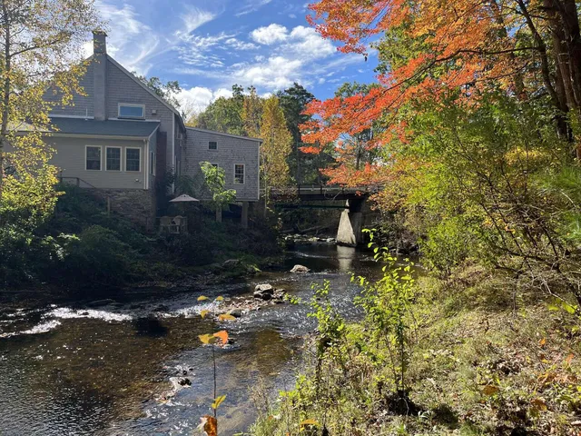 $1,200,000 | 21 Mill Road, Falmouth, ME 04105