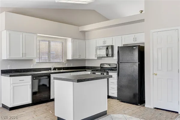 $1,895 | 5032 Drummond Road, Las Vegas, NV 89130