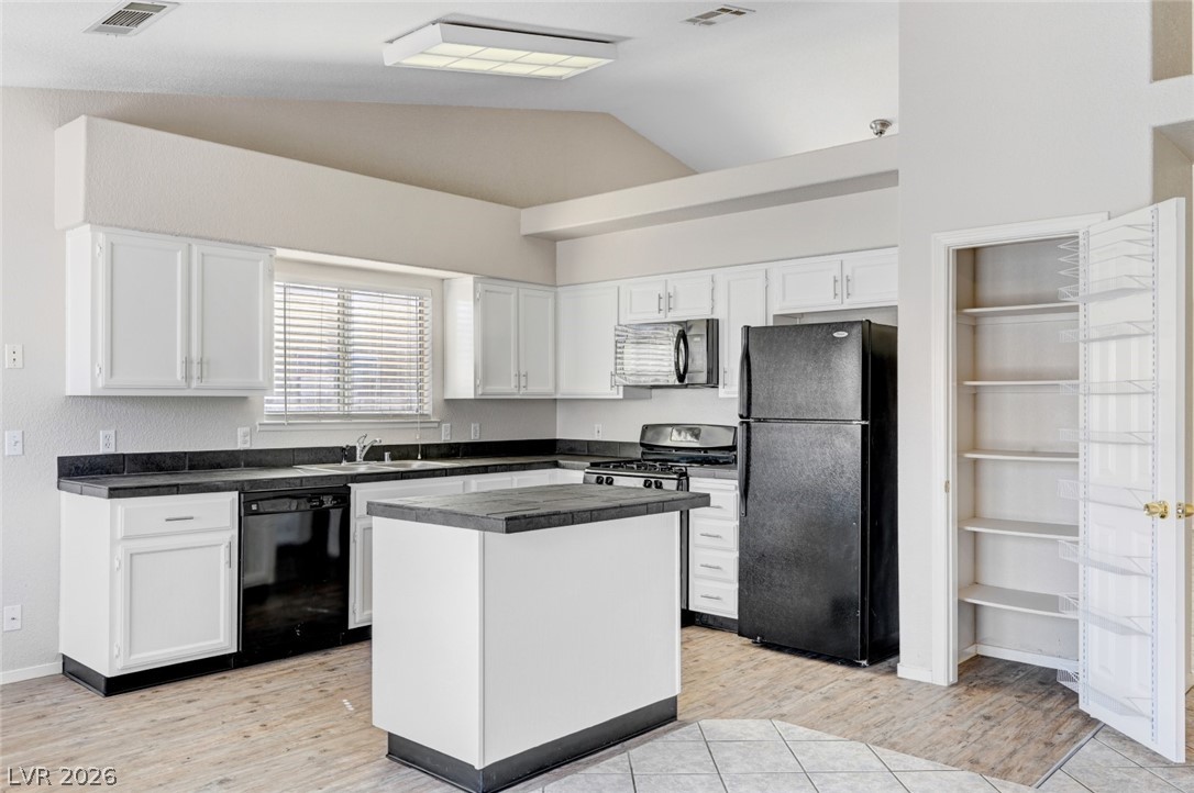 5032 Drummond Road Las Vegas, NV 89130 - Photo 2 of 38