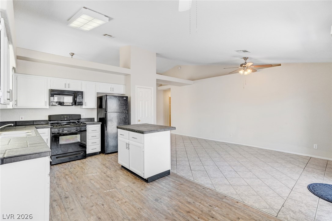 5032 Drummond Road Las Vegas, NV 89130 - Photo 3 of 38