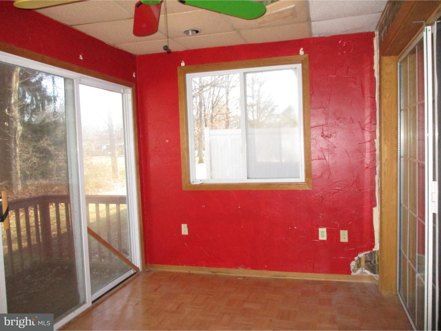 470 Dresher Road, Unit B1 Horsham, PA 19044 - Photo 9 of 17 Family Room