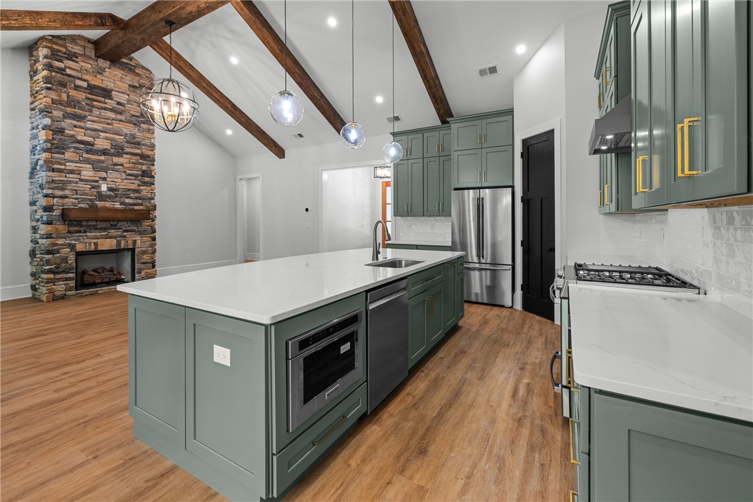 503 Point Road Westminster, SC 29693 - Photo 14 of 49