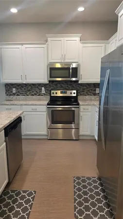 $2,300 | 11505 Southern Creek Drive, Gibsonton, FL 33534